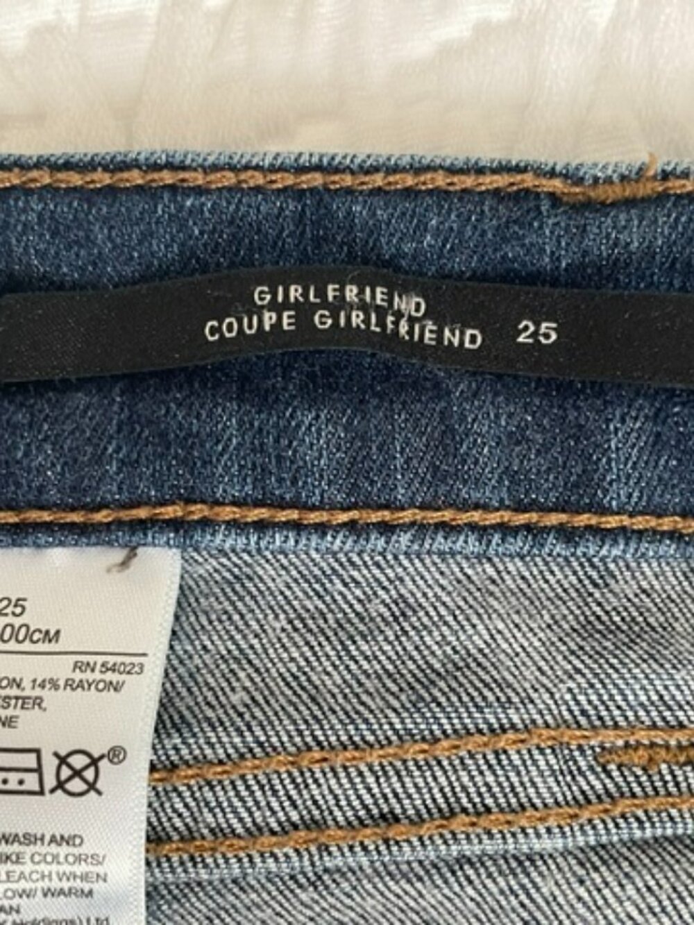 Straight Leg Jeans - Picture 3 of 5